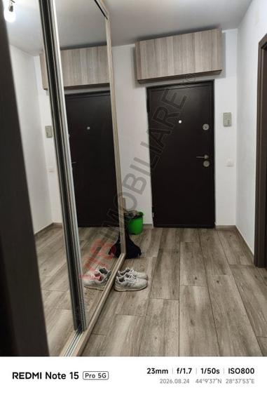 Apartament cu 3 camere semidecomandat, mobilat în Abator