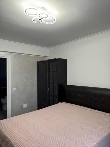 Apartament cu 2 camere decomandat în Câmpineanca