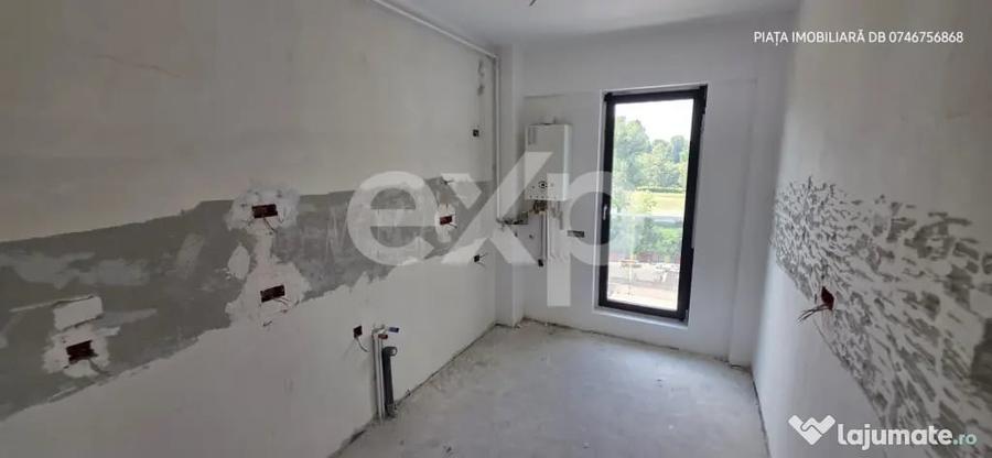 Apartament cu 3 camere decomandat în Nord