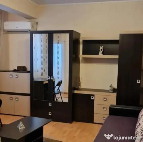 Garsonieră decomandată în Berceni