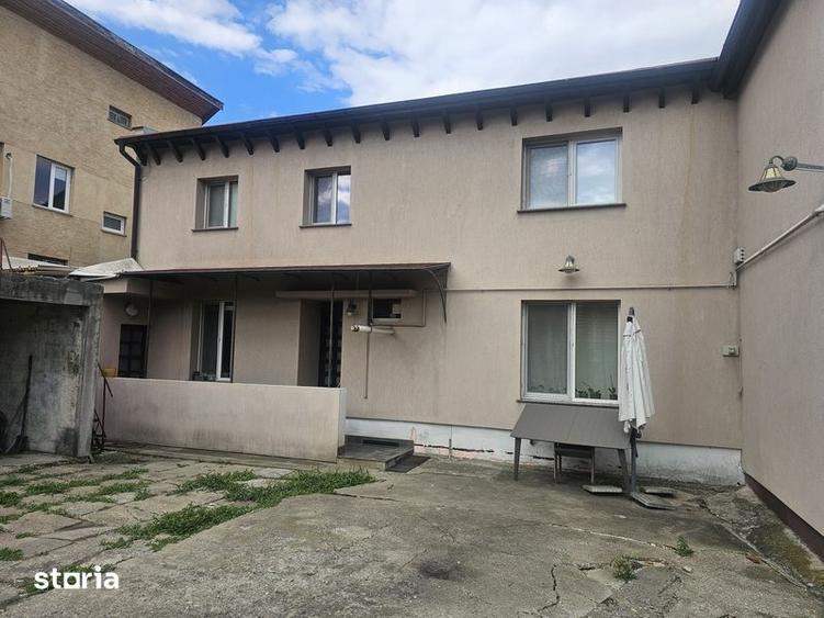 Casă cu 3 camere cu Teren 100 Mp în Central
