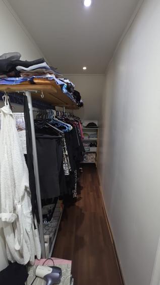 Casă individuală cu 5 camere cu Teren 564 Mp în Central