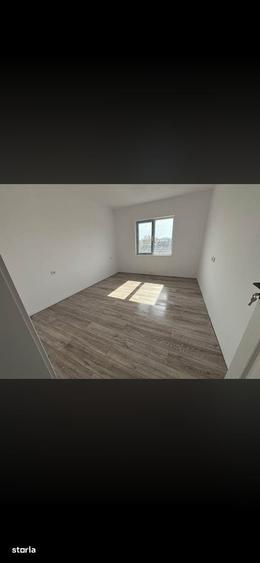 Casă cu 4 camere cu Teren 140 Mp în Central