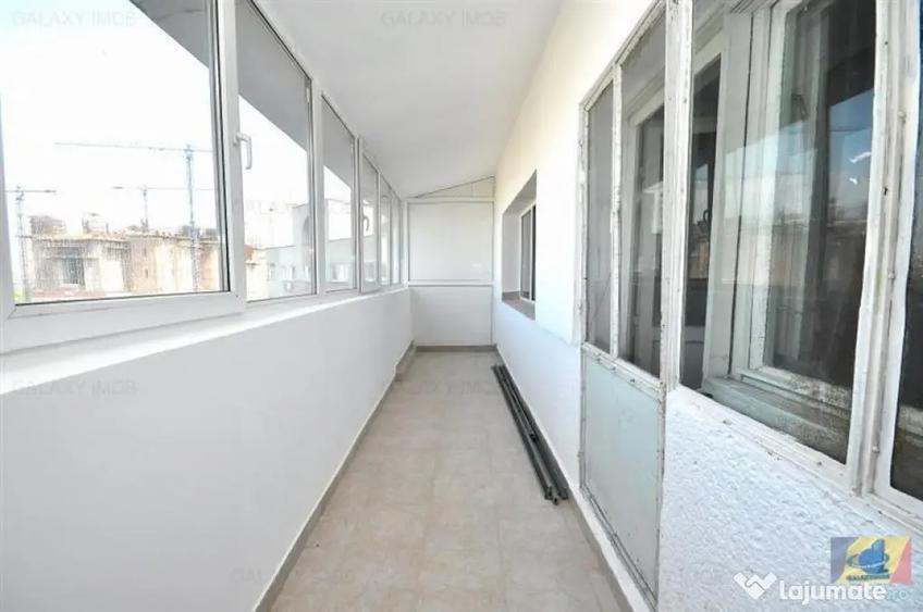 Apartament cu 4 camere decomandat în 13 Septembrie