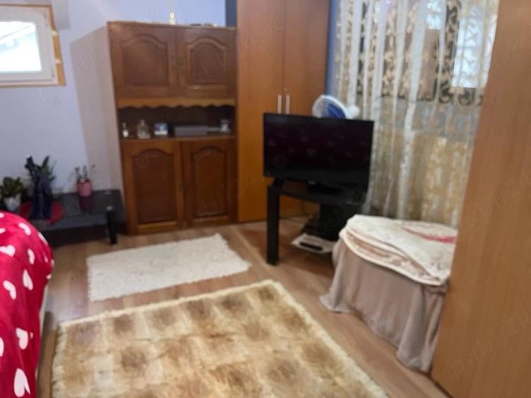 Garsoniera Berceni langa metrou D. Leonida - 8