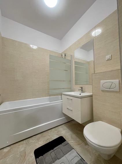 Apartament cu 2 camere semidecomandat în Ultracentral
