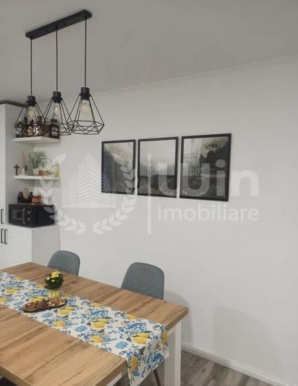 Apartament cu 3 camere decomandat, mobilat în Între Lacuri