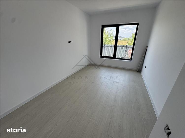 Casă cu 3 camere cu Teren 260 Mp în Domnești