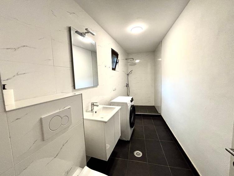 Apartament cu 3 camere semidecomandat, mobilat în Parcul Carol
