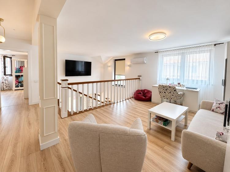 Casă individuală cu 5 camere cu Teren 490 Mp în Ampoi 2