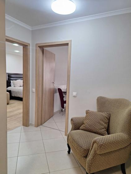 Apartament decomandat în Tractorul