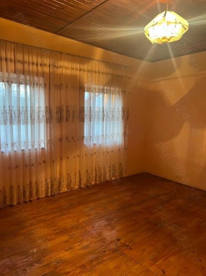 Casă cu 6 camere în Cenad