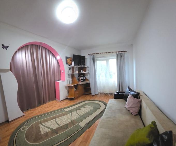 Garsonieră semidecomandată în Central