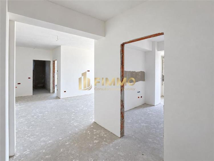 Apartament cu 2 camere semidecomandat în Nord-Est