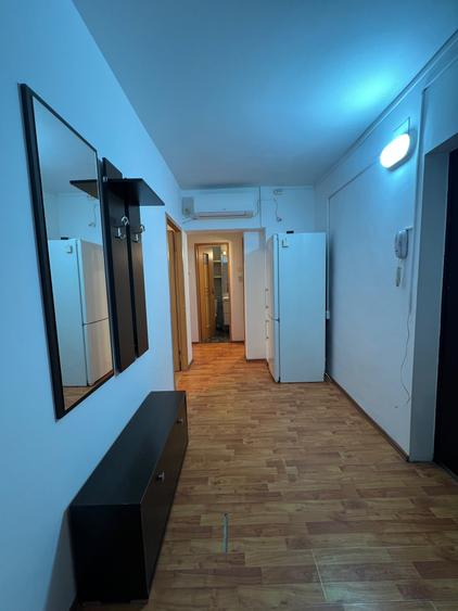 Apartament cu 2 camere decomandat în Colentina