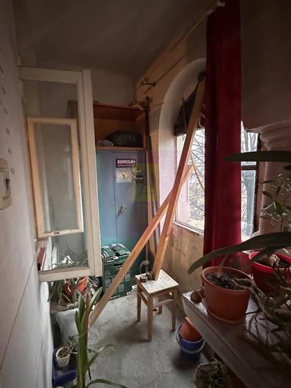 Apartament cu 4 camere semidecomandat în Ferdinand