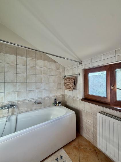 Casă individuală cu 4 camere cu Teren 1050 Mp în Sânmihaiu Român