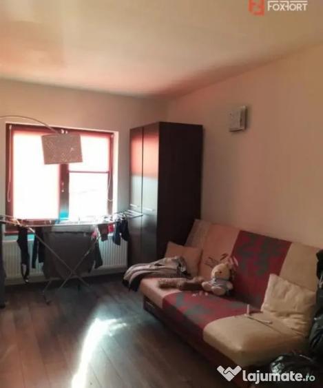 Casă cu 5 camere cu Teren 780 Mp în Șag