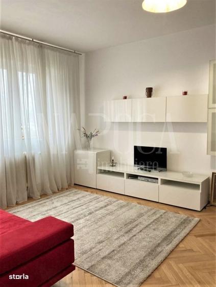 Apartament cu 3 camere semidecomandat în Grigorescu