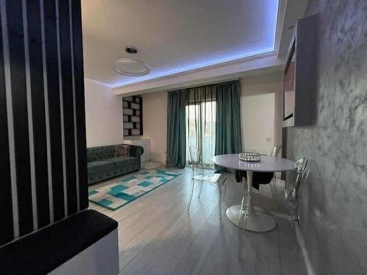 Apartament cu 2 camere nedecomandat în Florești