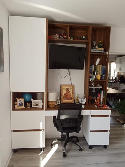 Apartament cu 2 camere semidecomandat în Central