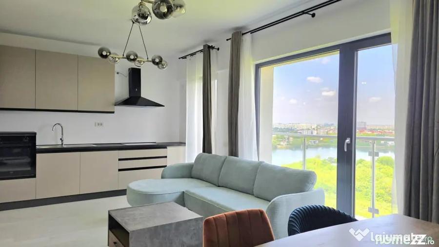 Apartament cu 5 camere semidecomandat în Fundeni
