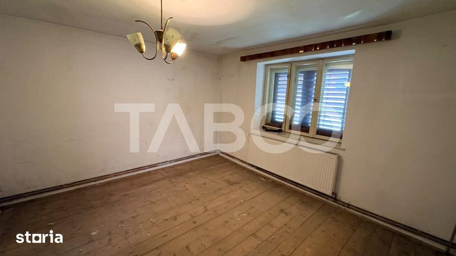 Casa individuala de vanzare cu 800 mp de teren in sat Rusi din Sibiu - 8