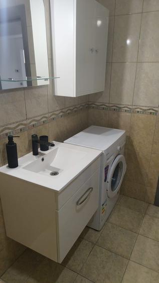 Apartament cu 3 camere decomandat în Unirea