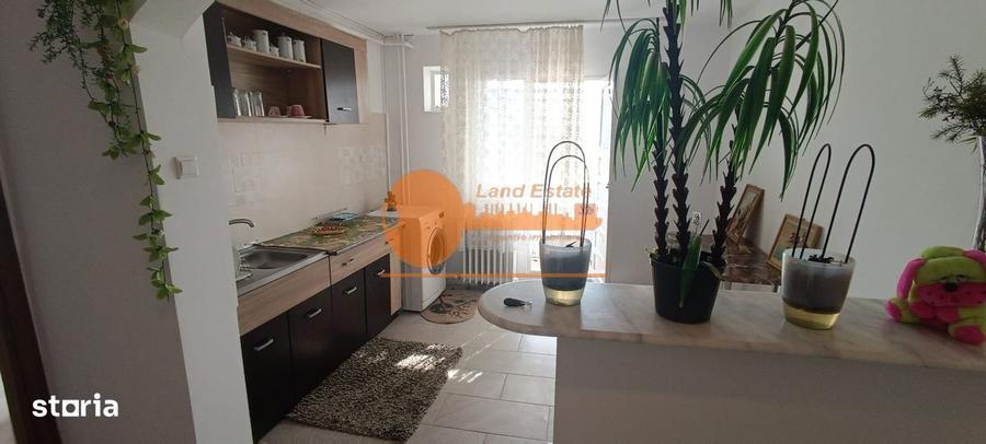 Apartament cu 2 camere decomandat în Crângași