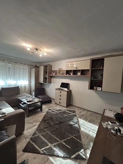 Apartament 3 camere | Decomandat | Zona Dacia | Renovat complet | Loc de parcare - 2