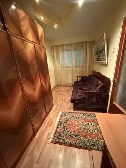 Apartament cu 3 camere decomandat în Micro 14