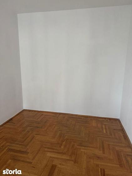 Apartament cu 3 camere în Republicii