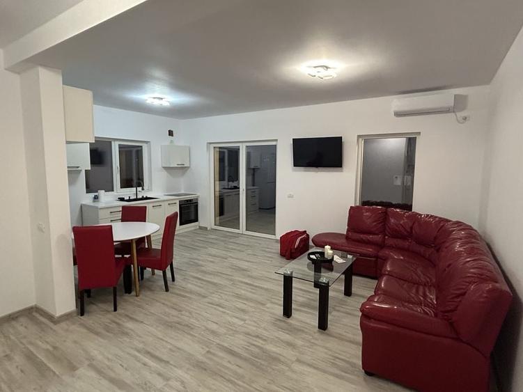 Casă cu 2 camere cu Teren 300 Mp în Dumbrăvița