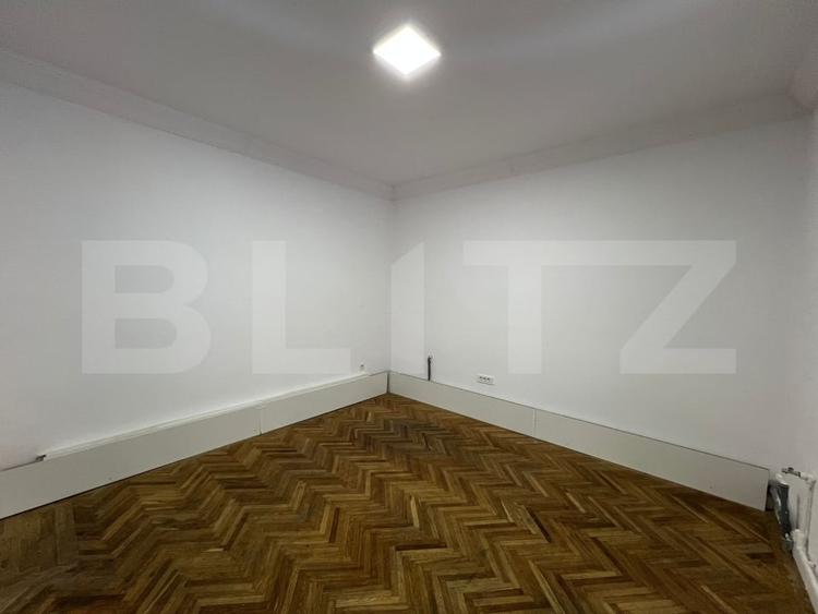 Spațiu comercial, de 130 mp, în Central