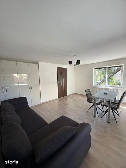 Apartament cu 2 camere decomandat în Între Lacuri