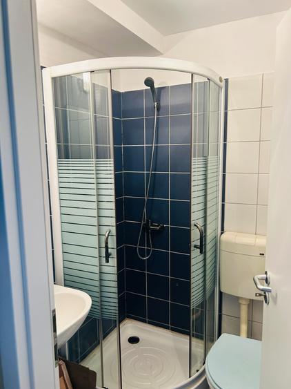 Apartament cu 3 camere decomandat în Mureșel