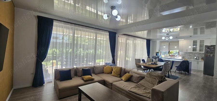 Casă cu 4 camere cu Teren 459 Mp în Central