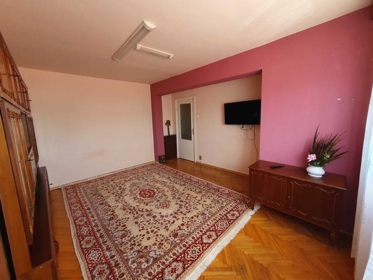 Apartament cu 2 camere decomandat în Rogerius