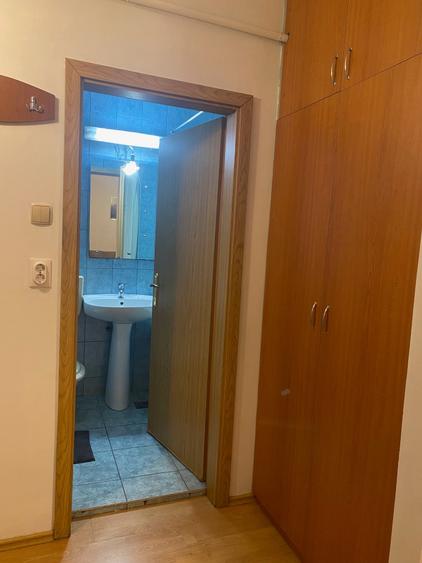 Garsonieră decomandată în Zorilor