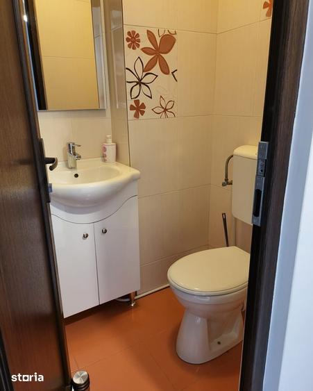 Apartament cu 4 camere în Calea București