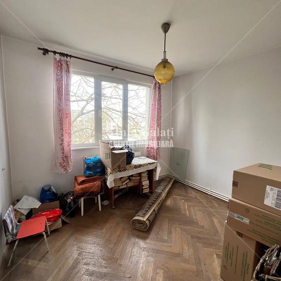 Apartament cu 3 camere în Țiglina 2