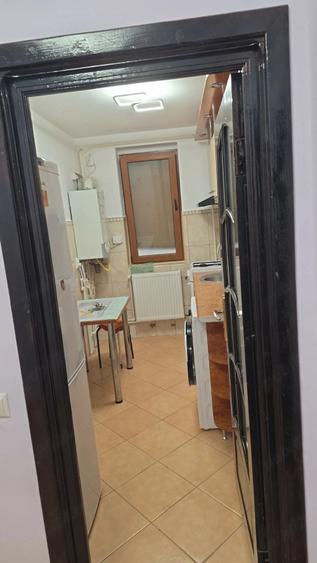 Apartament cu 2 camere decomandat în Micro 17