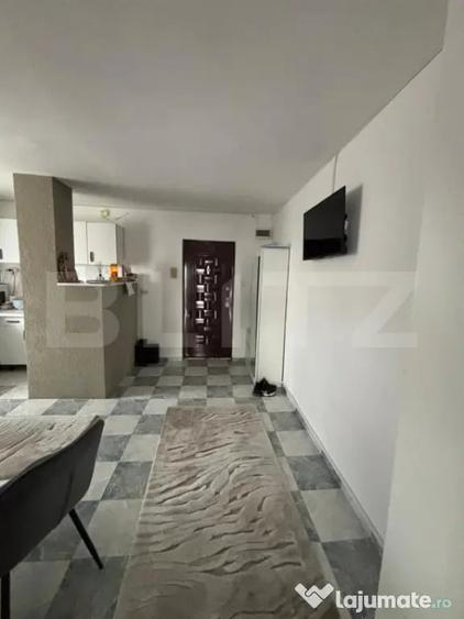 Apartament cu 3 camere decomandat în Obcini
