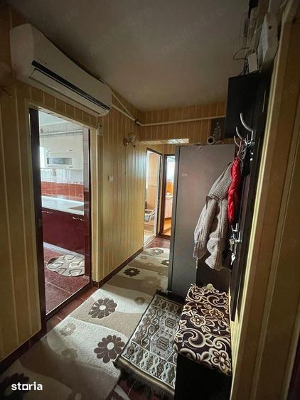 Apartament cu 2 camere decomandat în Micro 21