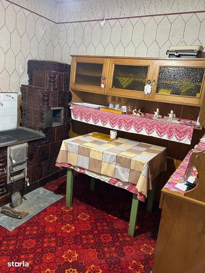 Casă cu 4 camere cu Teren 530 Mp în Lugașu de Jos