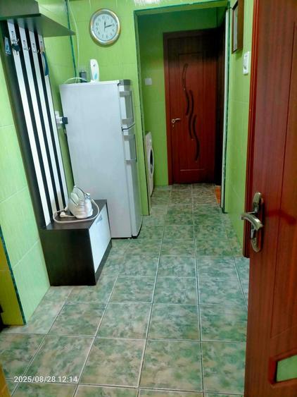 Apartament cu 2 camere decomandat în Micro 19