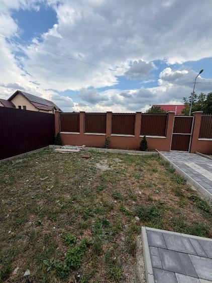 Casă individuală cu 5 camere cu Canalizare în Tărlungeni