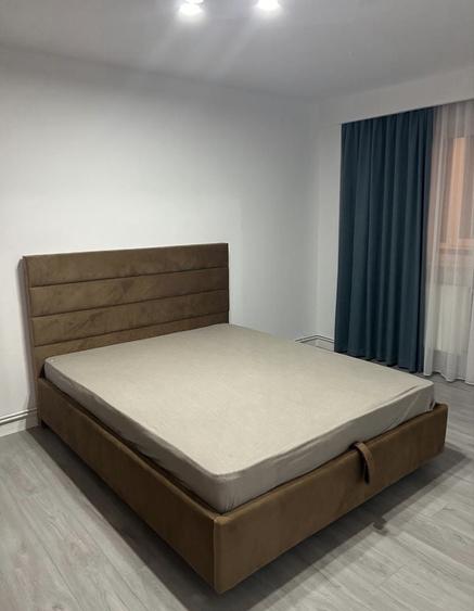 Apartament cu 4 camere decomandat în Ultracentral
