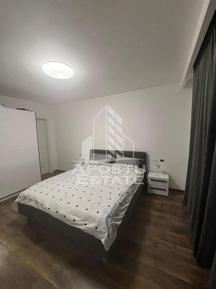 Duplex cu 4 camere cu Canalizare în Sânandrei