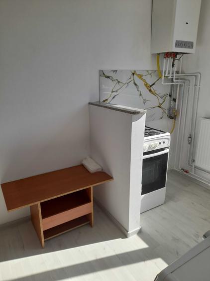 Garsonieră semidecomandată în Calea București